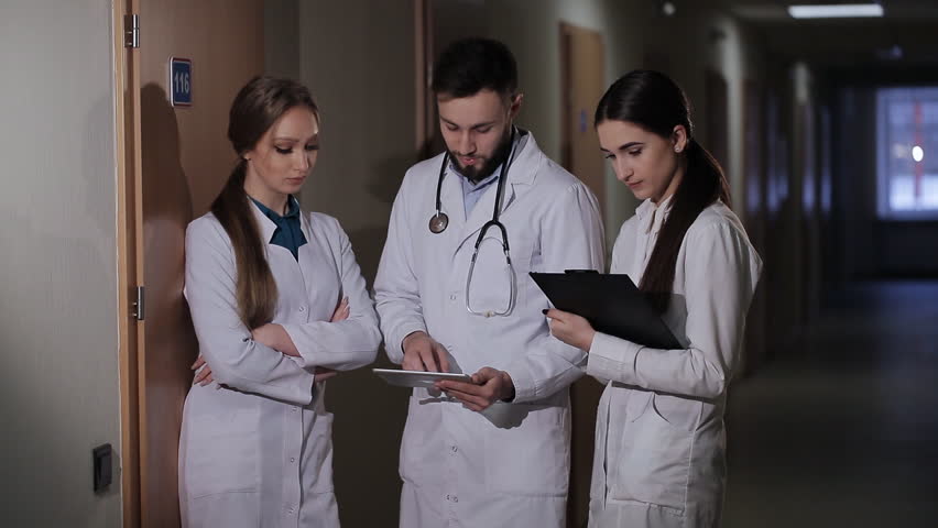 İntörn Hekimlerin Acil Çözüm Bekleyen 15&nbsp;Sorunu!