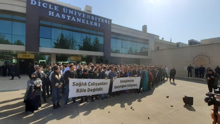 Dicle Üniversitesi’nde Neler Oluyor&nbsp;?