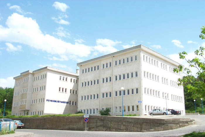 KTÜ Diş Hekimliği’nde ihmal mi var? Bir öğrenci ölümden&nbsp;döndü!