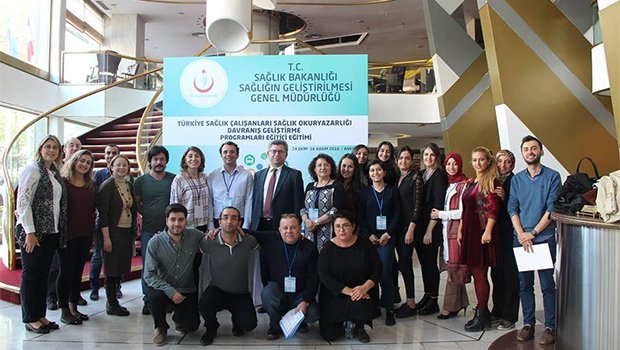 SAĞLIK OKURYAZARLIĞI İÇİN BAKANLIK EĞİTİM PROGRAMLARI&nbsp;BAŞLADI!