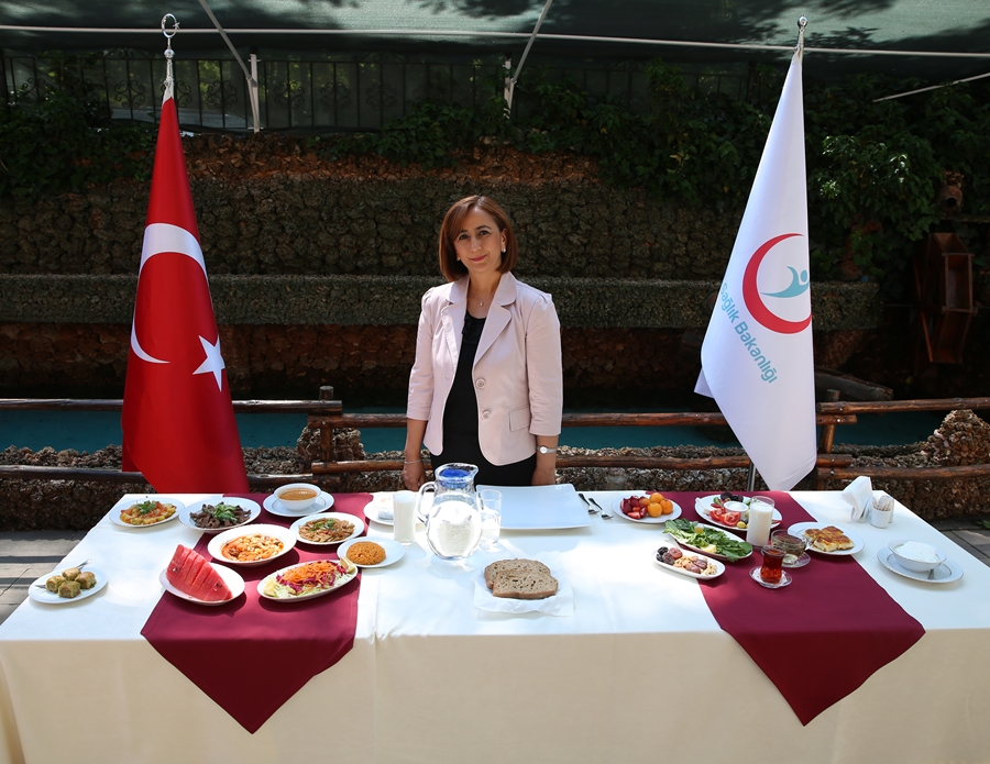 Ramazan’da nasıl beslenmeli? İşte Bakanlıktan Örnek&nbsp;Sofra