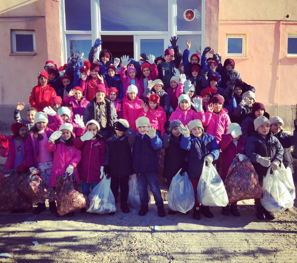 Mecburi Hizmetteki Doktor Hem Çocukları Hem Gönülleri Isıttı&nbsp;/VİDEO