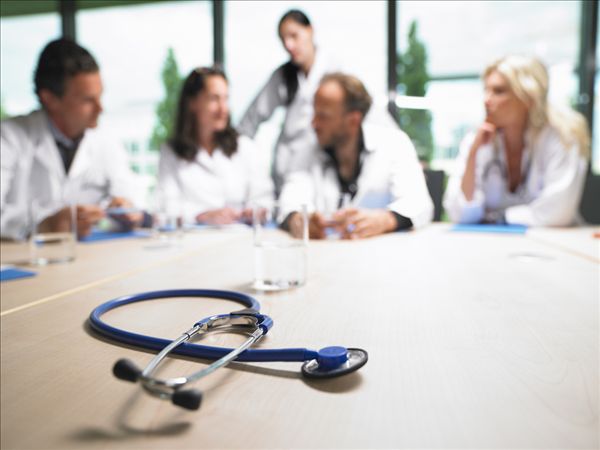 Olağanüstü hal (OHAL) Doktorları ve Mecburi Hizmeti Nasıl Etkileyecek? İşte&nbsp;Cevabı