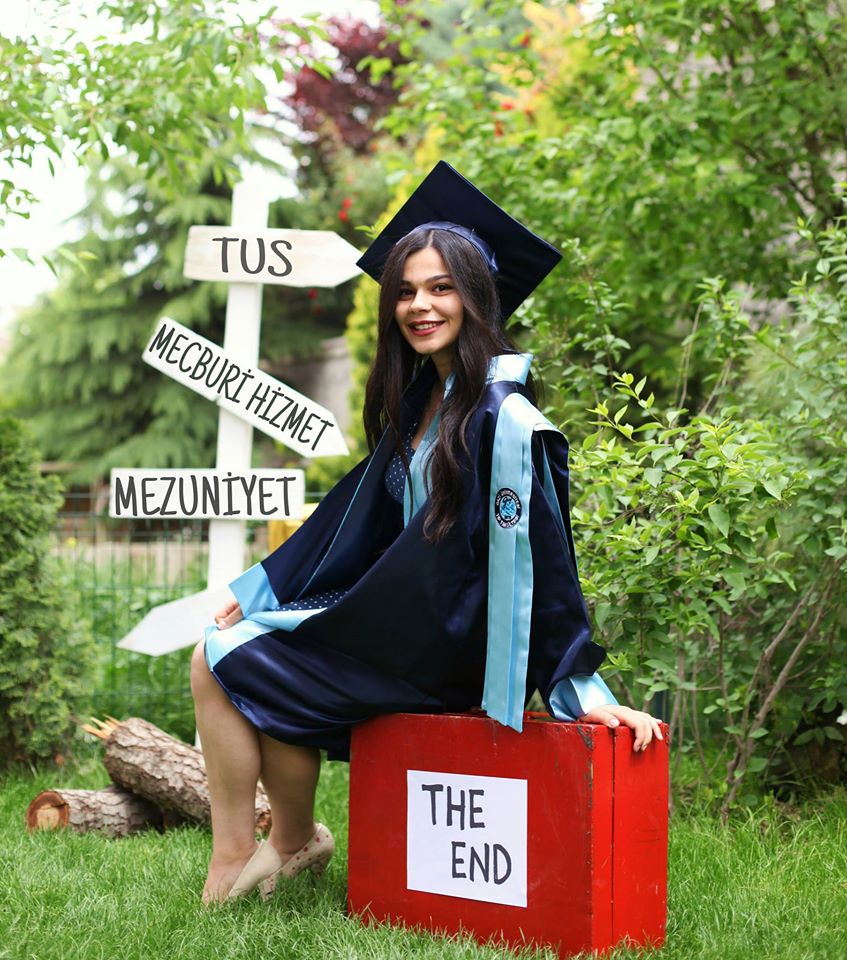 Yeni Mezun Dr. Secde Coşkun’dan; İntern Doktor&nbsp;Kimdir?