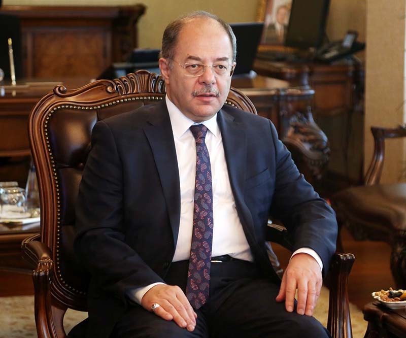 Sağlık Bakanı 2017’de Alınacak Sağlık Personeli Ünvan ve Sayısını&nbsp;Açıkladı!