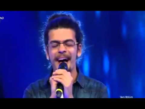 O Ses Türkiye’ ye katılan tıp öğrencisi Araf şarkısıyla&nbsp;büyüledi!