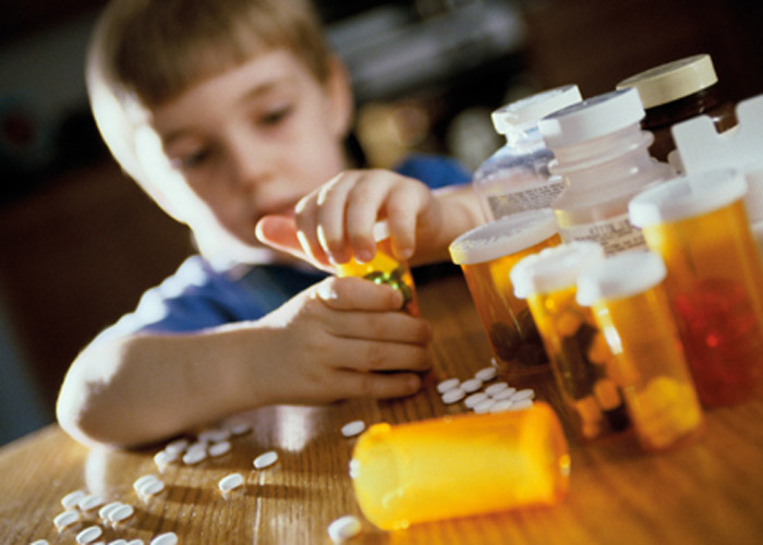 Çocuğunuz Yanlışlıkla İlaç İçerse Ne yapmalısınız-Ne&nbsp;yapmamalısınız