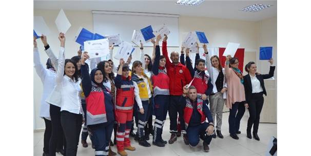 İşitme Engelli Vatandaşlara Hizmet İçin İşaret Dili&nbsp;Öğrendiler