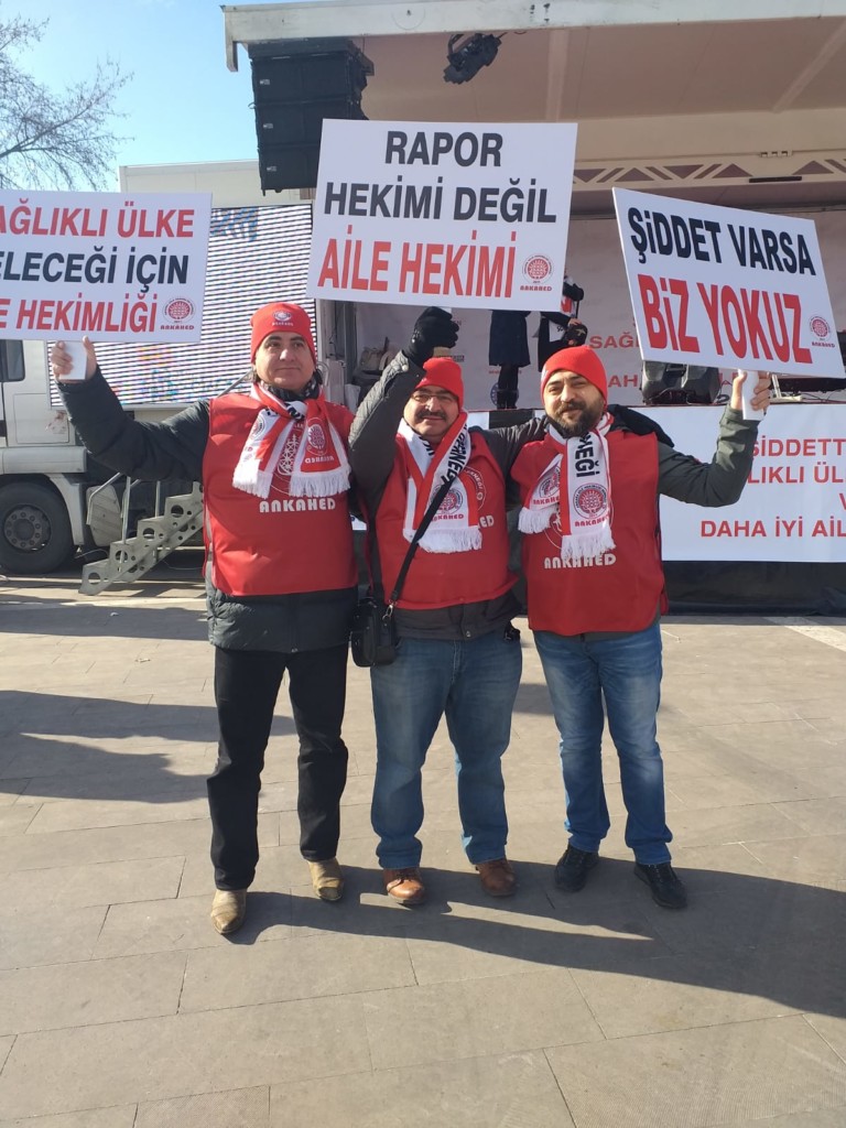 Hekimler Bir Kez Daha ‘Sağlıkta Şiddet’e Çözüm Bulunması İçin&nbsp;Meydanlardaydı!
