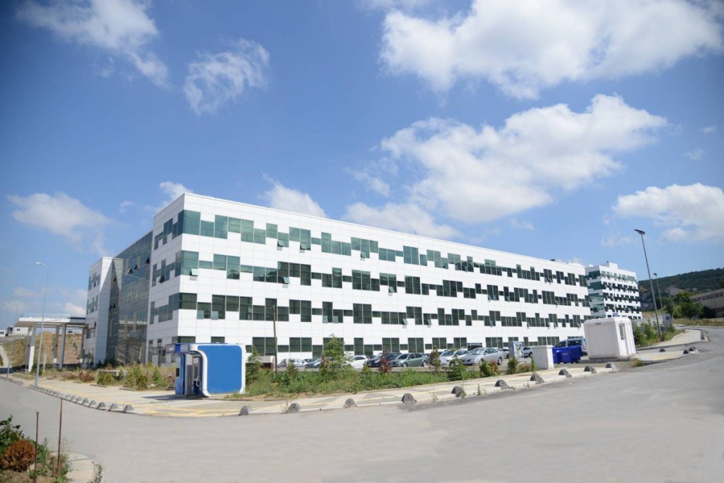 Tıp Literatürüne Marmara Üniversitesi’nin tanımladığı hastalık girdi:&nbsp;CHAPLE